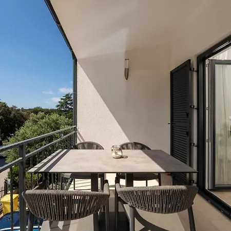 Luxury Apartments Villa San Avia Banjole Exterior photo