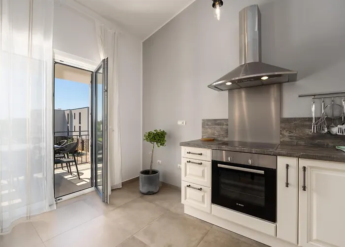 Luxury Apartments Villa San Avia